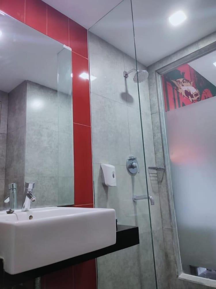 Grand Kolopaking Hotel Kebumen المظهر الخارجي الصورة